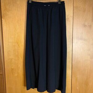 Old Navy Women's Black Capris